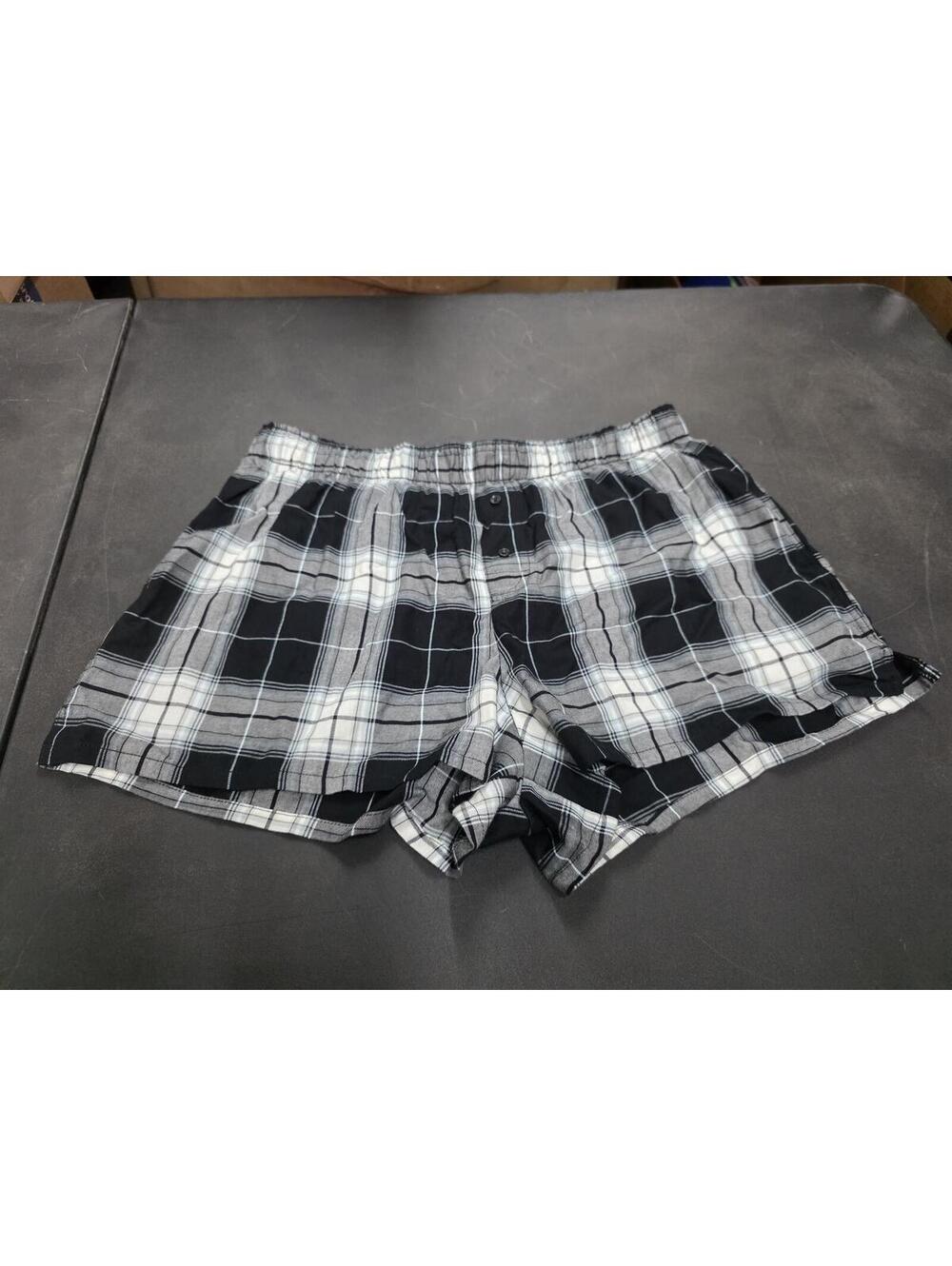 Colsie Black and White Plaid Shorts Size L